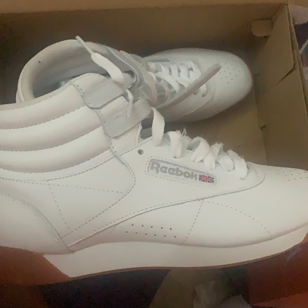 Reebok brand new shoe never worn